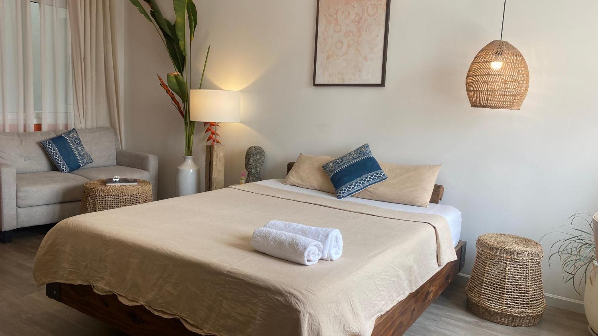 Notre Maison 5 Saigon Close Walking Street In Thao Dien D2 *