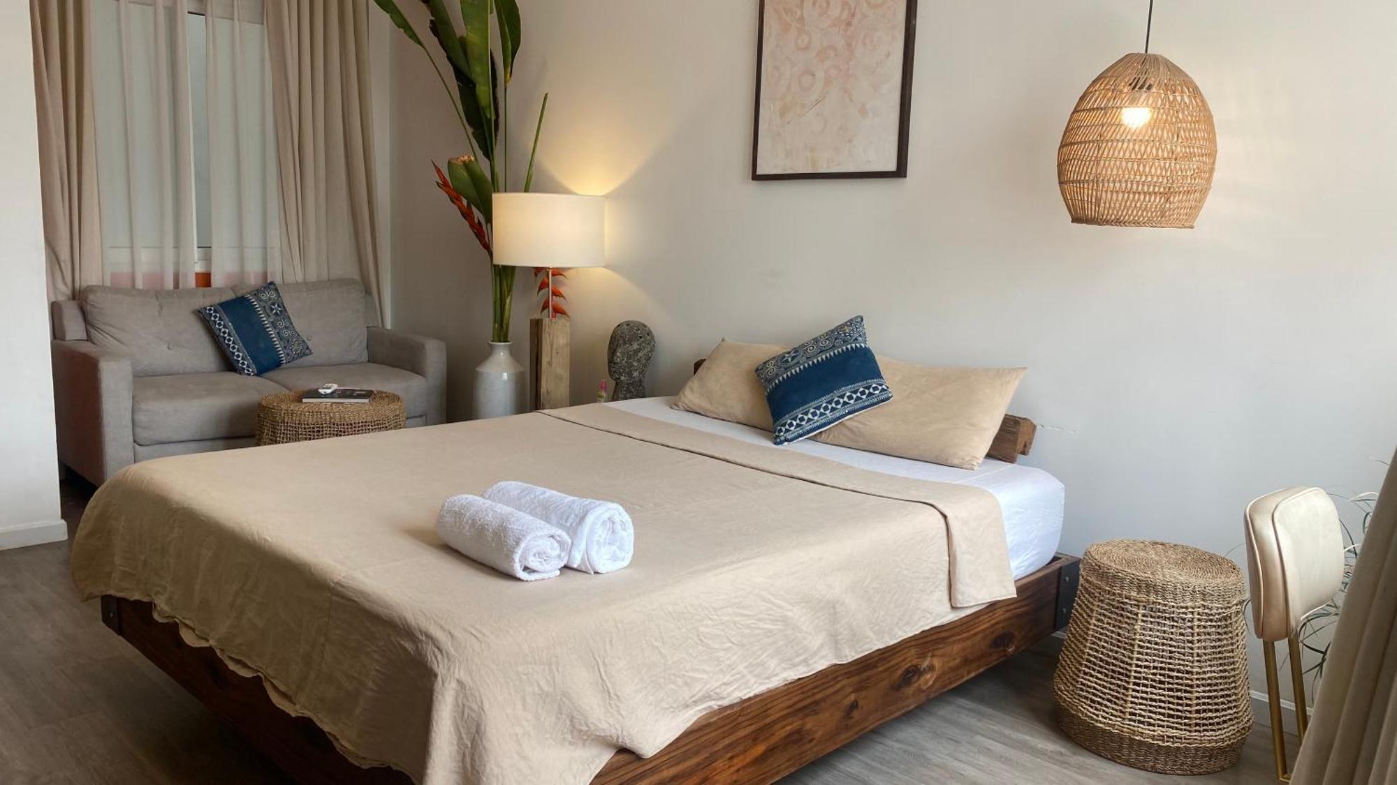 Notre Maison 5 Saigon Close Walking Street In Thao Dien D2 * Ho Chi Minh City
